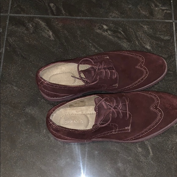 Calvin Klein Wingtip Shoes - Picture 3 of 4